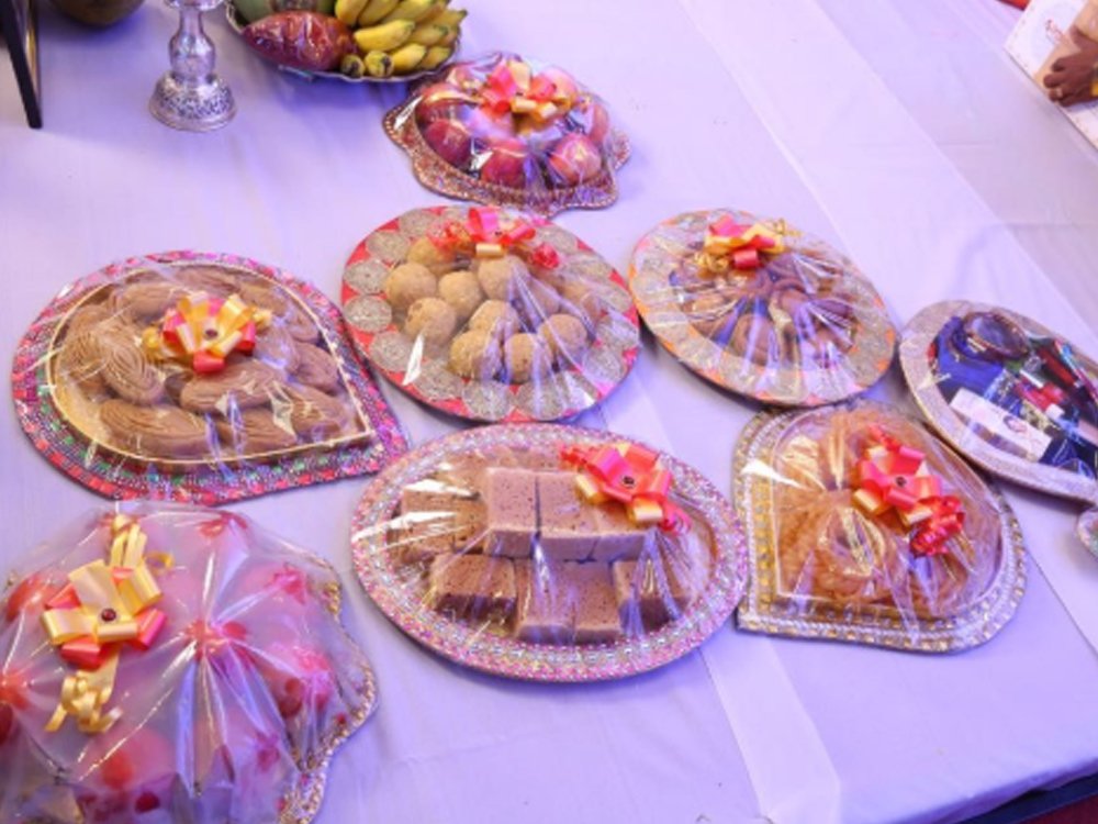 SWEETS TRAYS