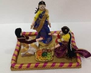 Doll trays