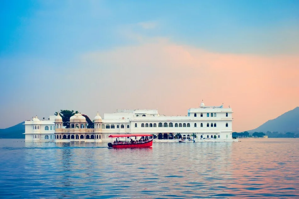 Palaces for Destination Weddings in India - Lake Palace, Udaipur (Rajasthan)